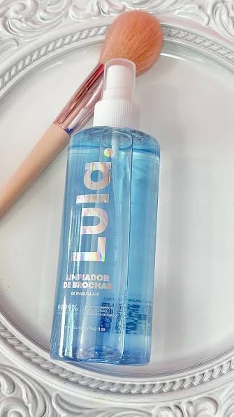 Limpiador de brochas Wola 225 ml